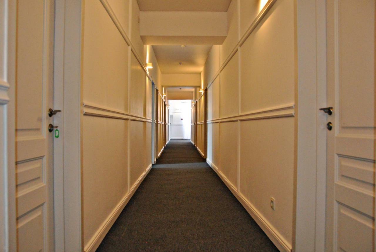 Medelean Hotel Comrat ภายนอก รูปภาพ